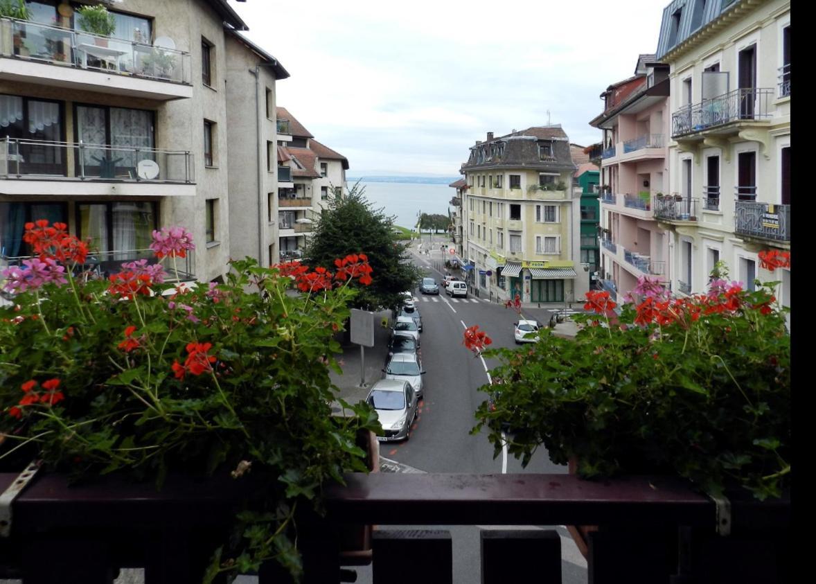 Hotel Le Bourgogne Évian-les-Bains Eksteriør billede