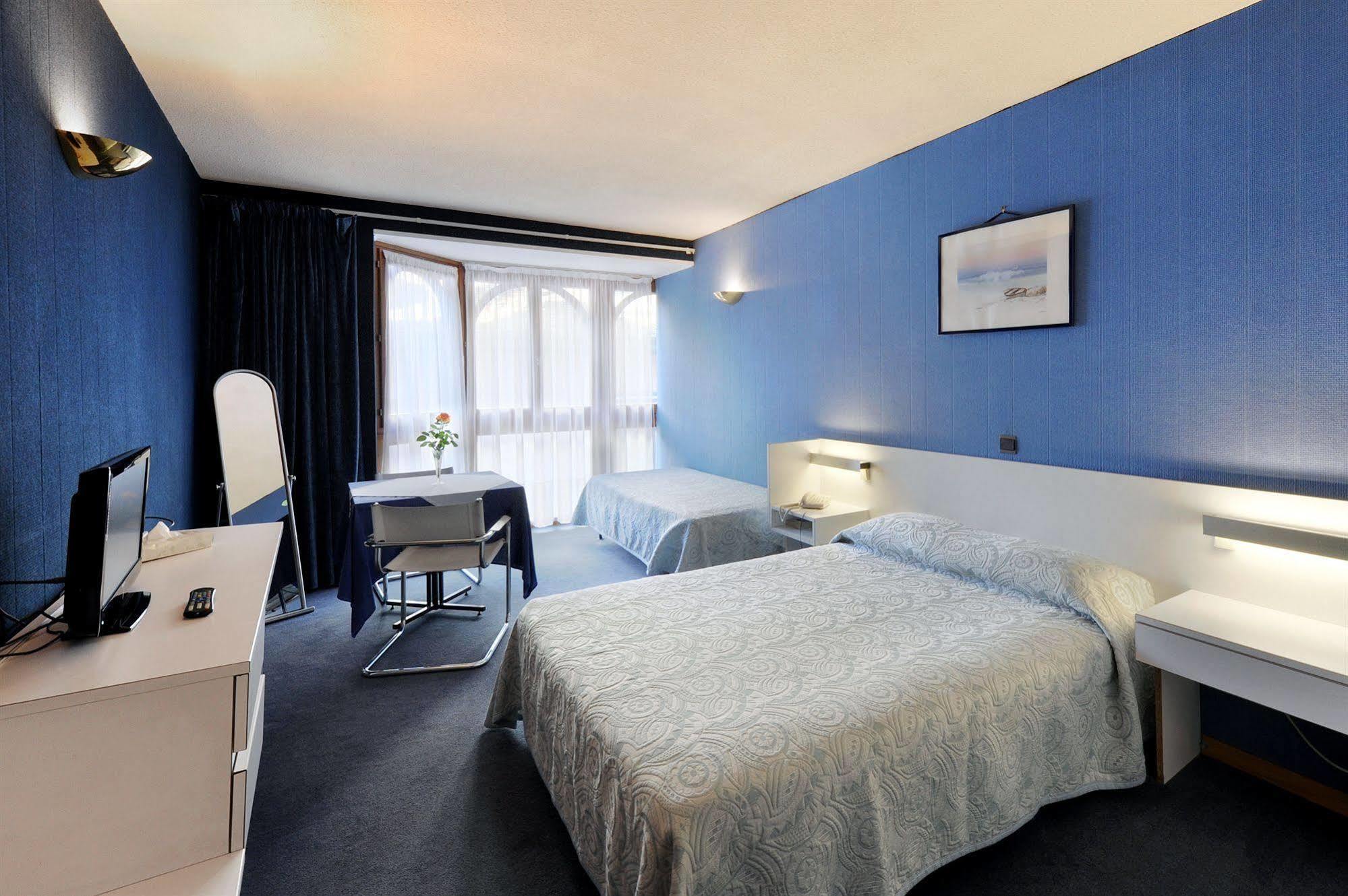 Hotel Le Bourgogne Évian-les-Bains Eksteriør billede