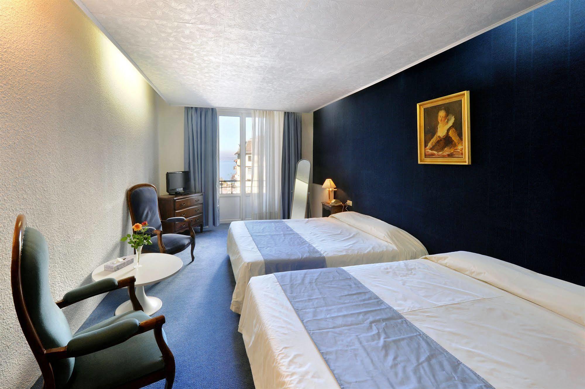 Hotel Le Bourgogne Évian-les-Bains Eksteriør billede