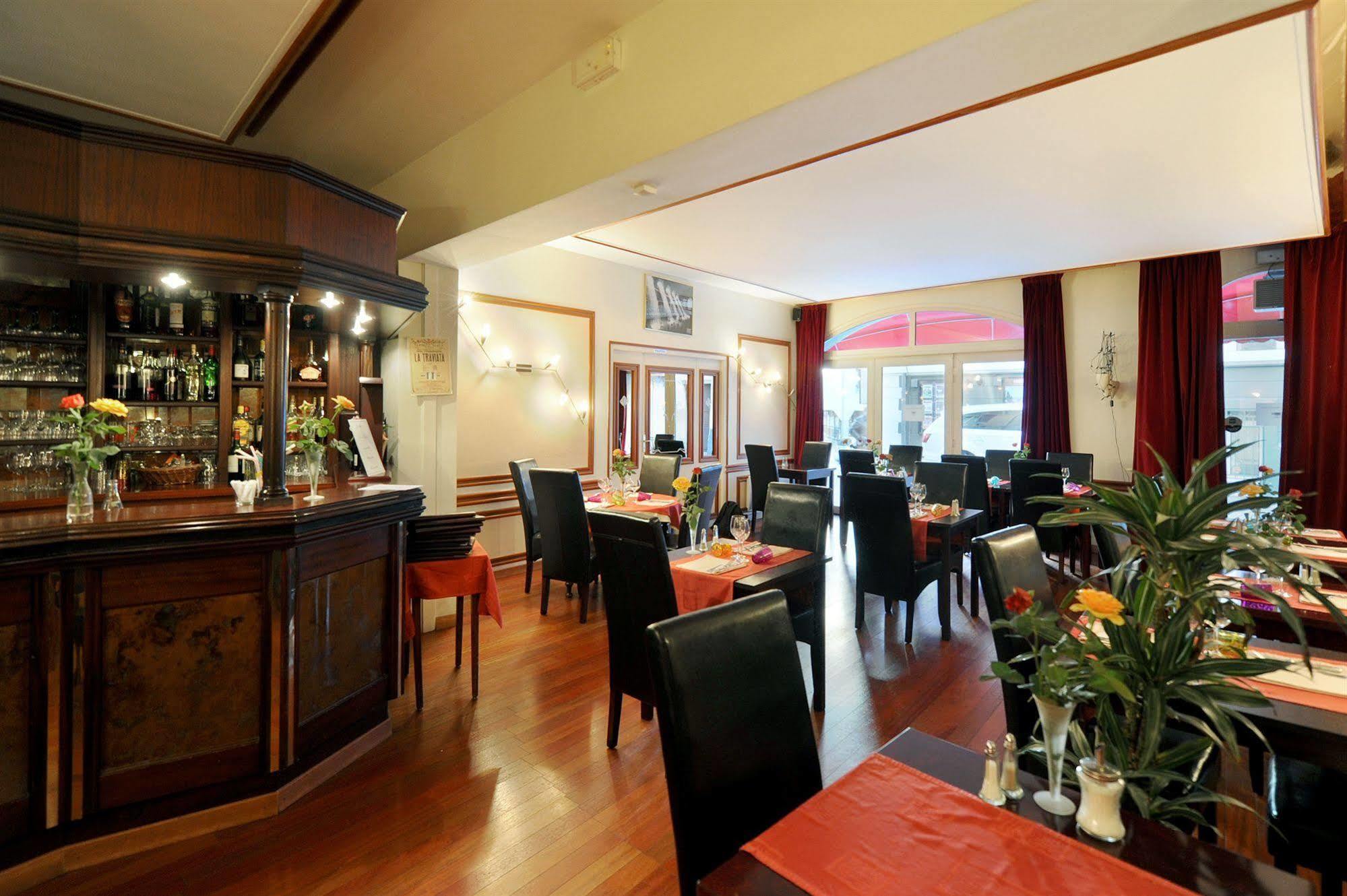 Hotel Le Bourgogne Évian-les-Bains Eksteriør billede